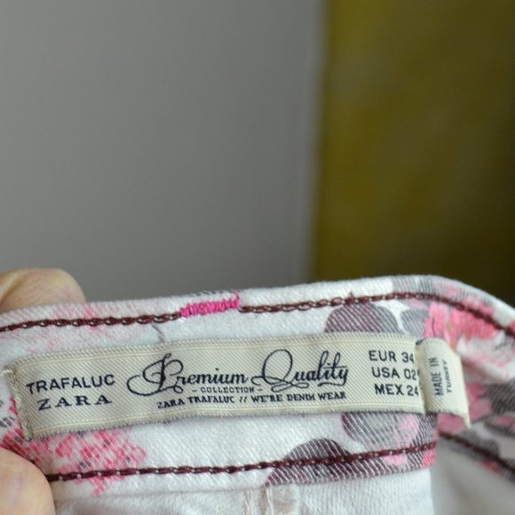 Vintage ZARA High Rise Short cotton blend Feminine,bike core - Picture 5 of 9